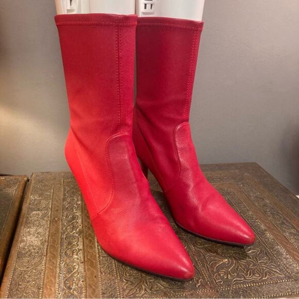 Stuart Weitzman sock boots size 8.5 cherry red booties Leather‎ low heal sleek